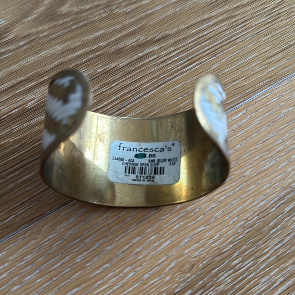 Cuff. - Picture 4 of 4